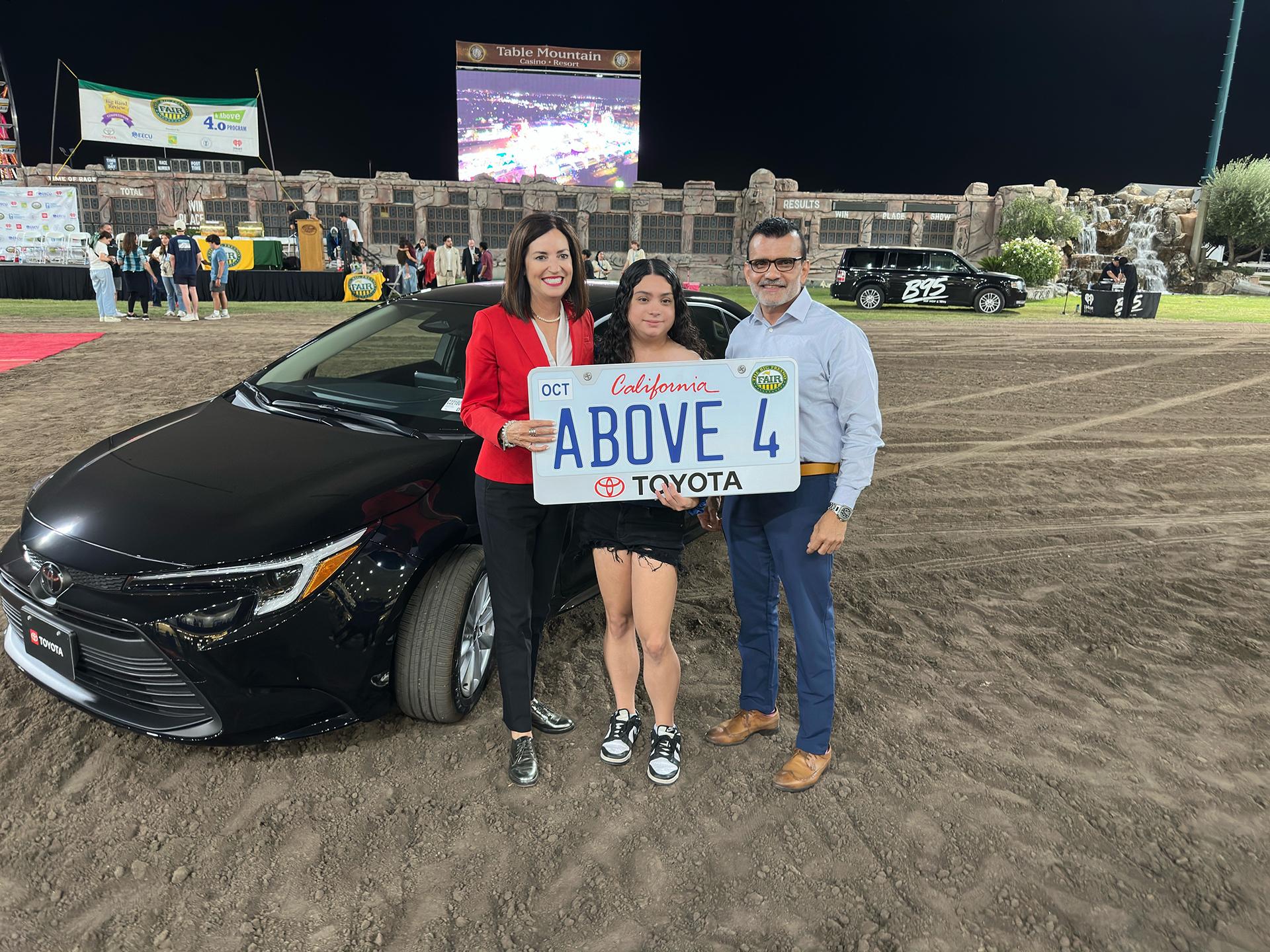 Mia-of-Sunnyside-wins-a-car