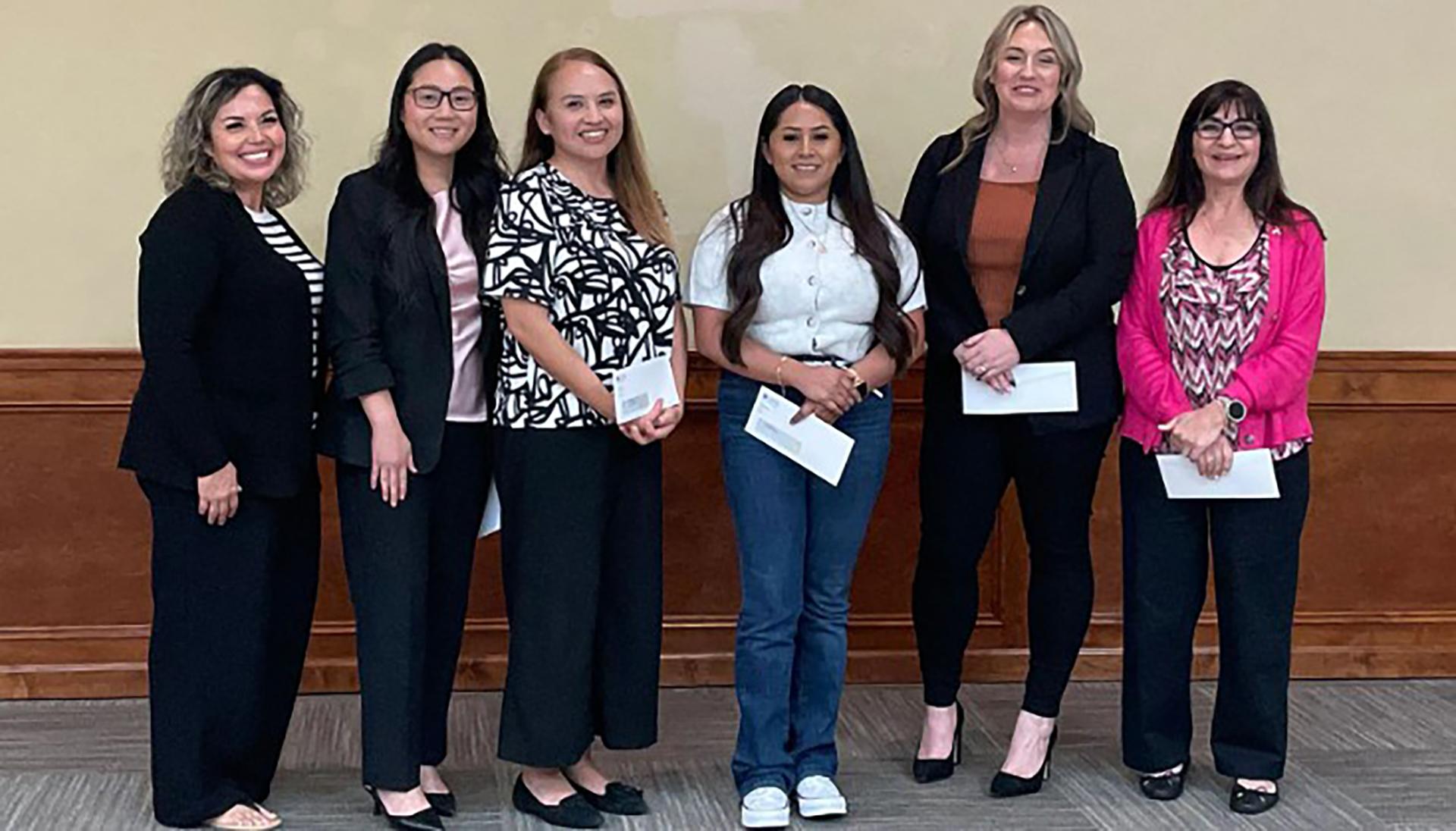 Kim Turner receives the Pat Kraft Memorial Scholarship